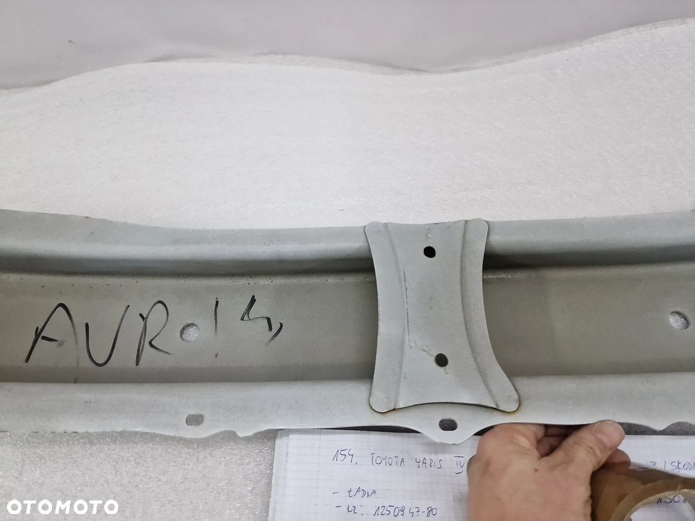 TOYOTA YARIS 3 III LIFT 11-19 BELKA PRZEDNIA PRZÓD / POD ZDERZAK PRZEDNI , NR 156071718 , NR AUKCJI BEL161 - 8