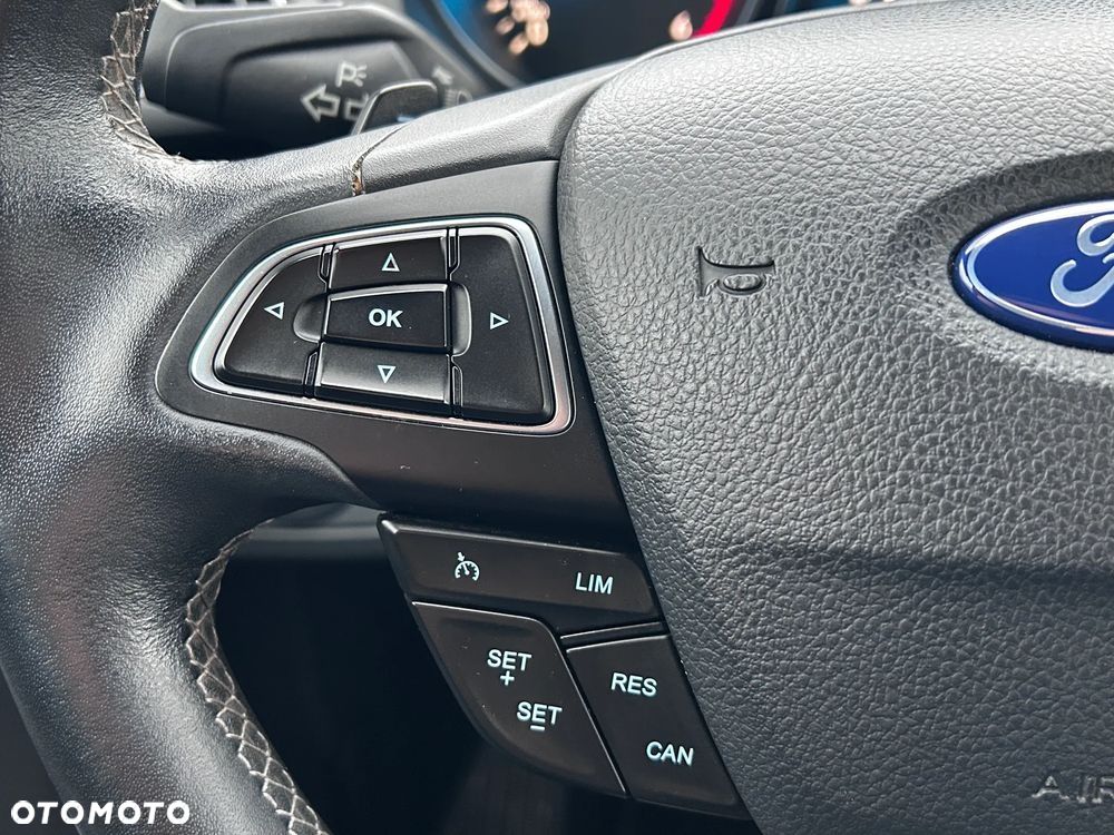 Ford Kuga 2.0 TDCi AWD ST-Line - 23