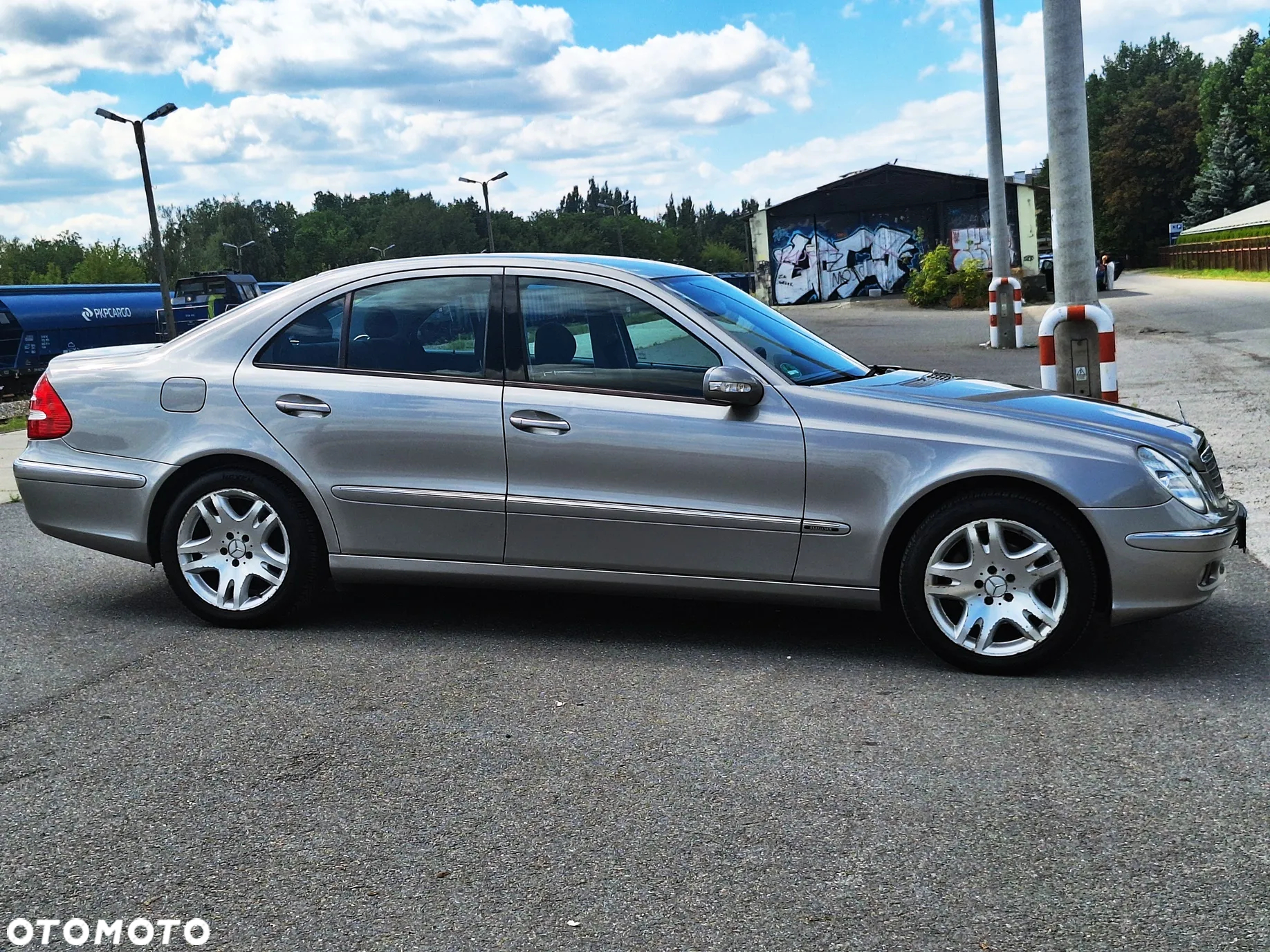 Mercedes-Benz Klasa E - 24