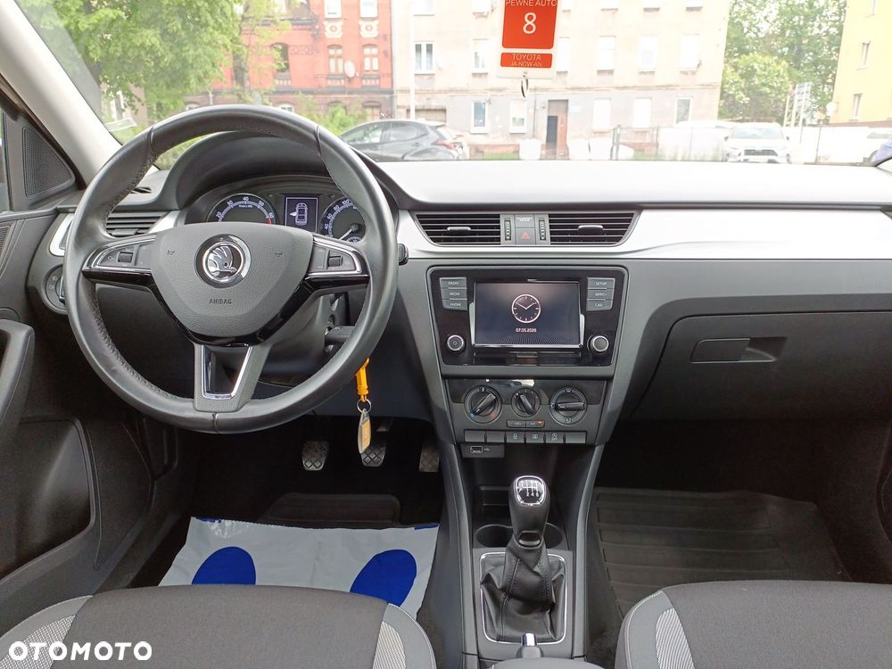 Skoda RAPID - 14