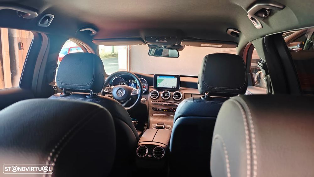 Mercedes-Benz C 350 e T 7G-TRONIC AMG Line - 19