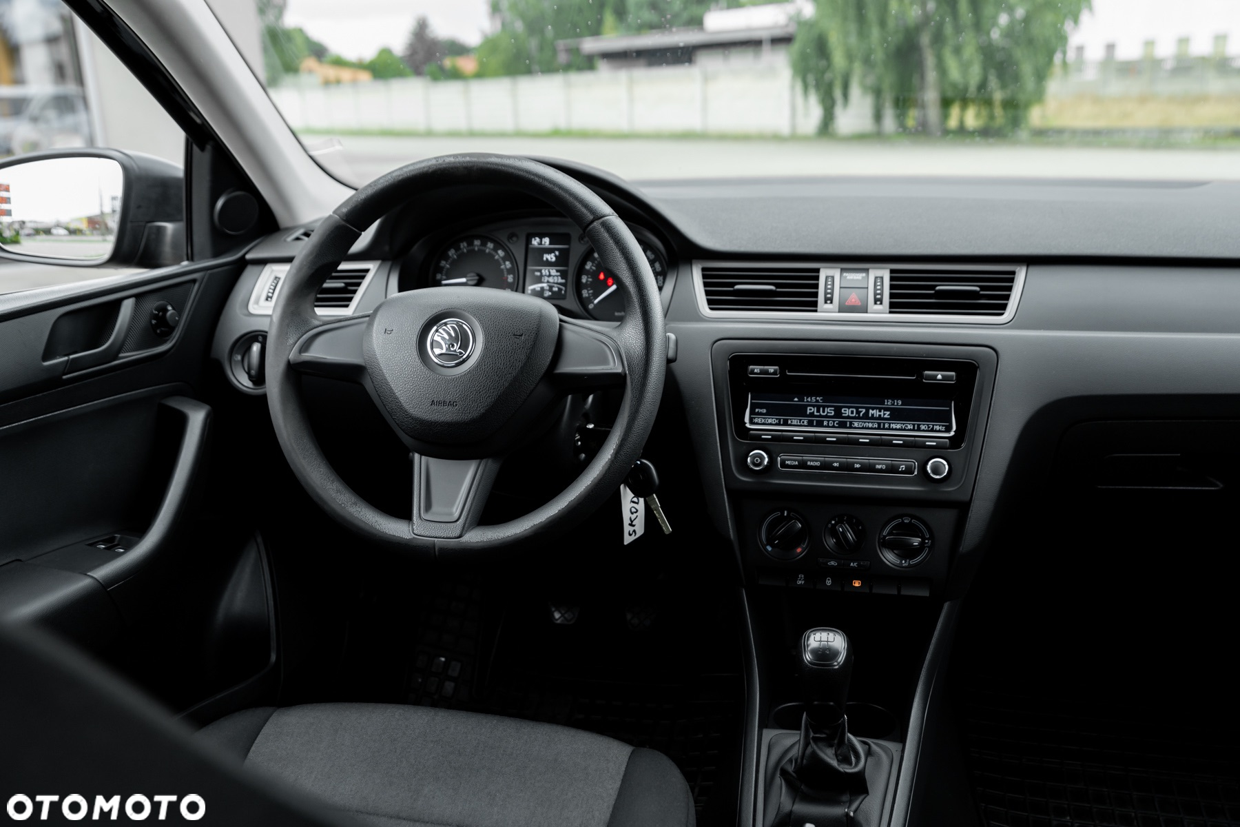 Skoda RAPID 1.6 TDI Ambition - 23