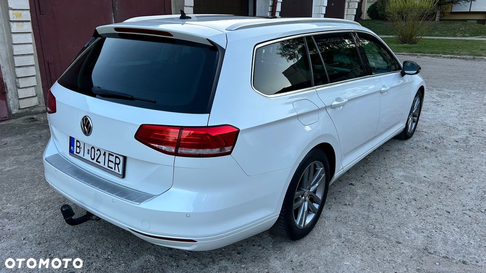 Volkswagen Passat 2.0 TDI (BlueMotion Technology) Highline - 6