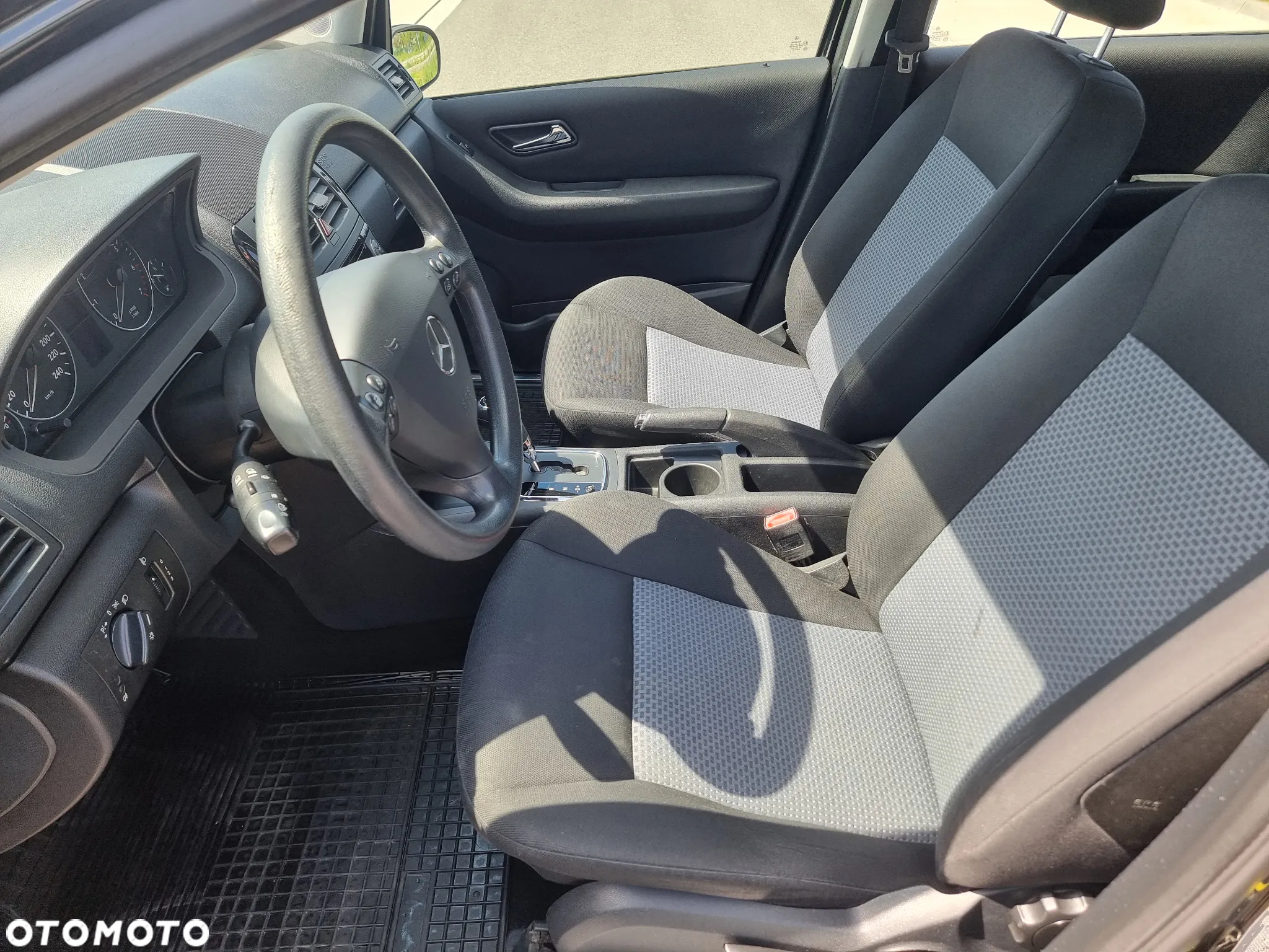 Mercedes-Benz Klasa A 150 Autotronic - 6