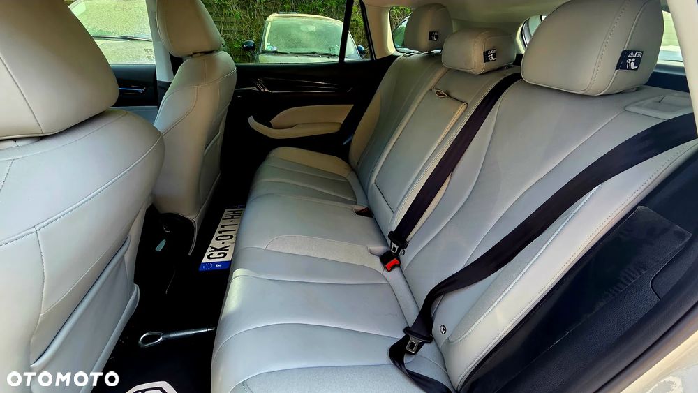 MG 5 Standard Luxury - 8