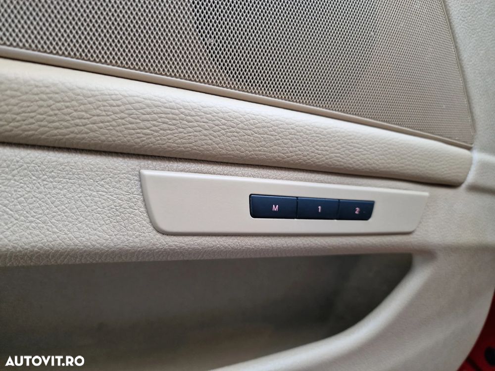 BMW Seria 5 520d Aut. Luxury Line - 13