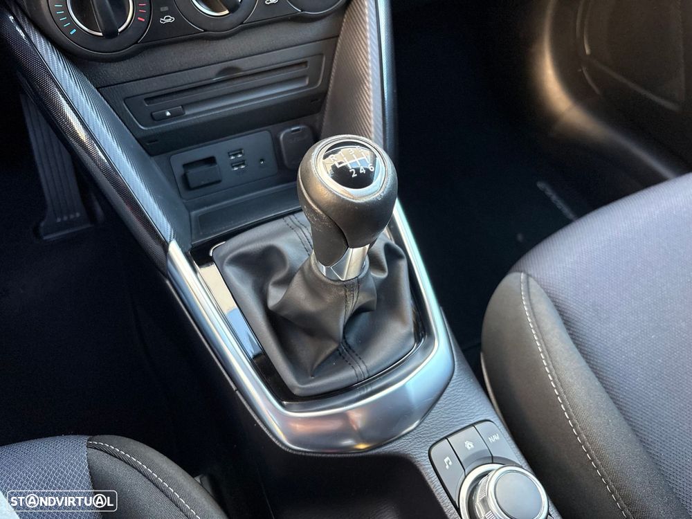 Mazda 2 1.5 Sky.Excellence Navi - 35