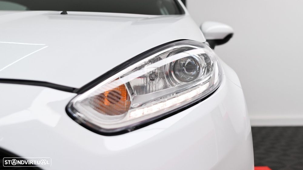 Ford Fiesta 1.6 EcoBoost ST - 6