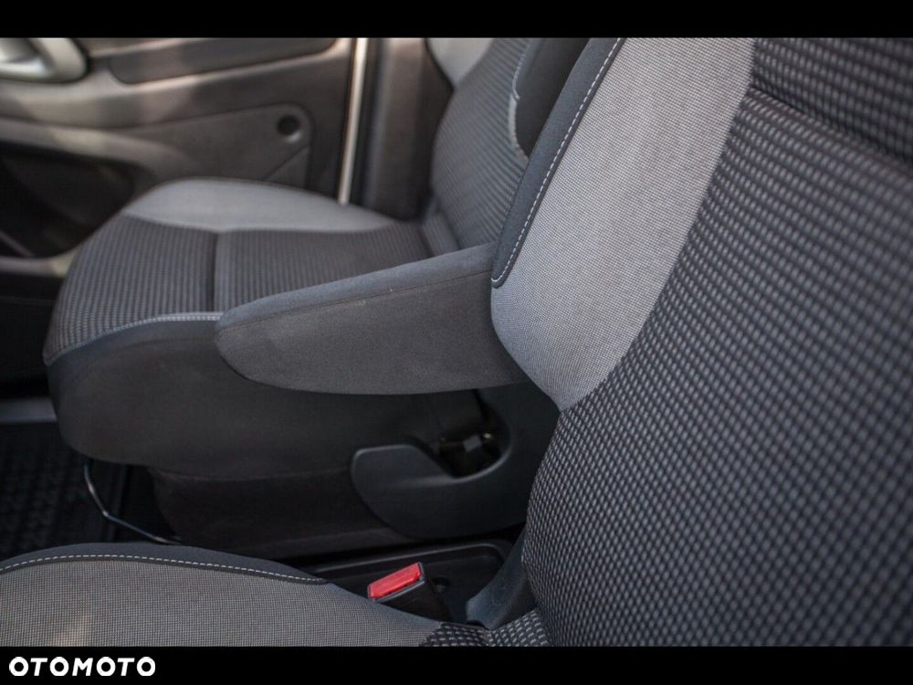 Peugeot Partner - 11