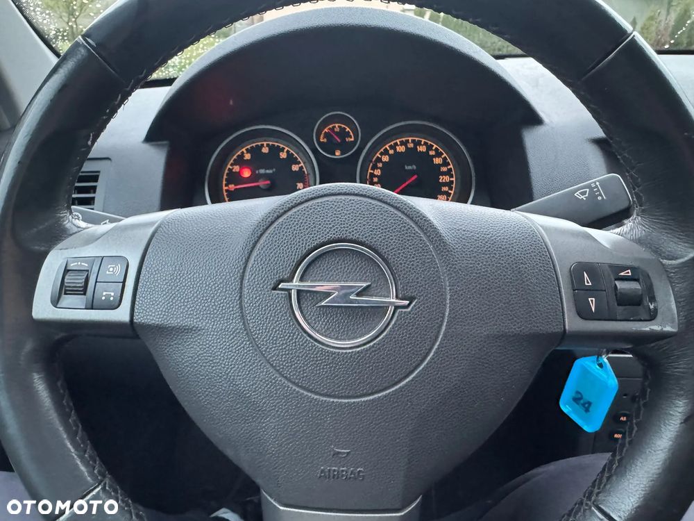 Opel Astra - 14