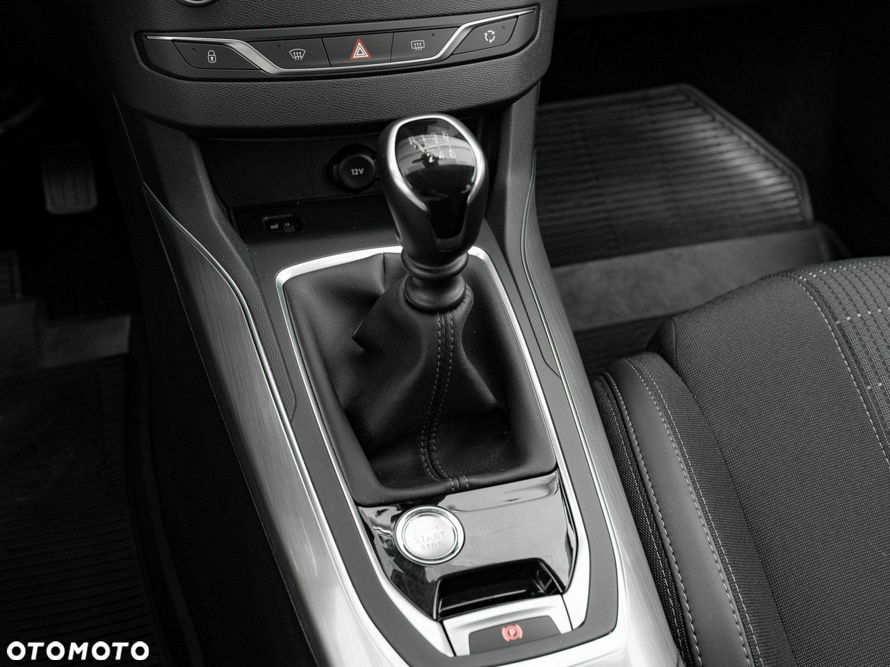 Peugeot 308 1.2 PureTech GPF Allure Pack S&S - 19