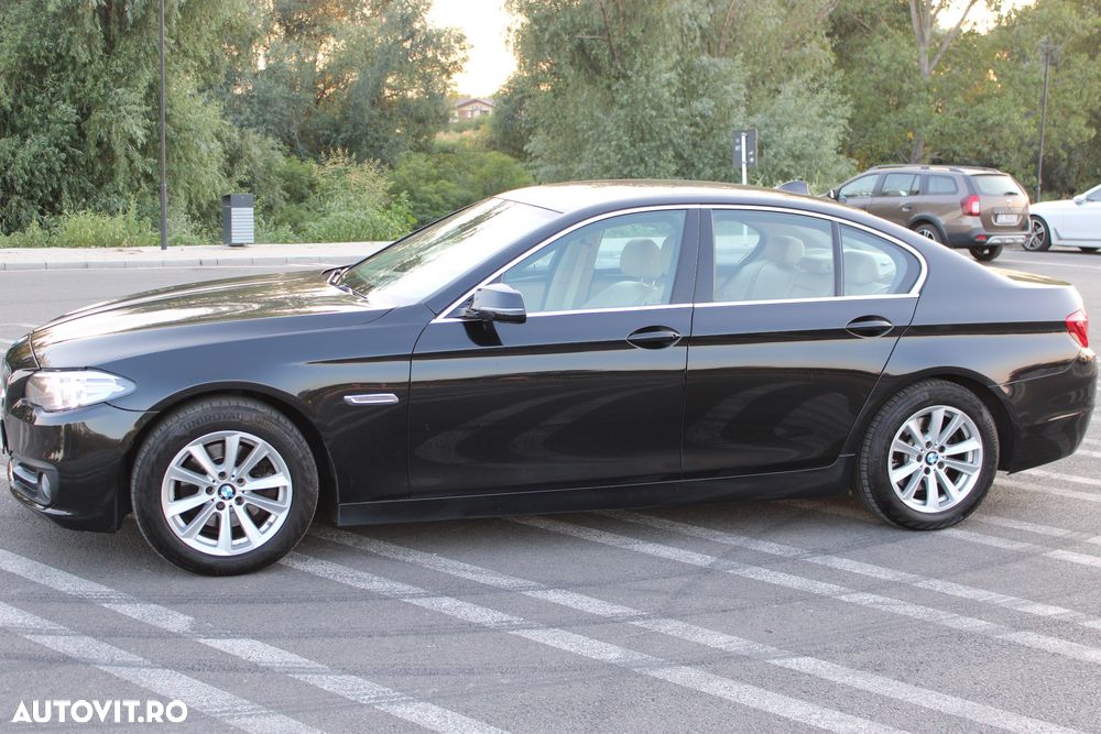 BMW Seria 5 520d Aut. - 11