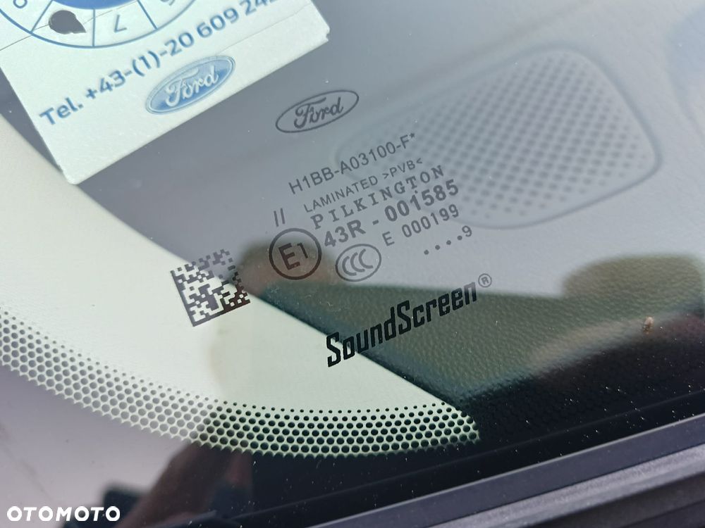 Ford Fiesta 1.0 EcoBoost S&S TITANIUM - 29