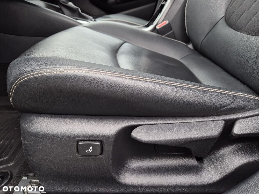 Toyota Corolla 1.8 Hybrid Executive - 11