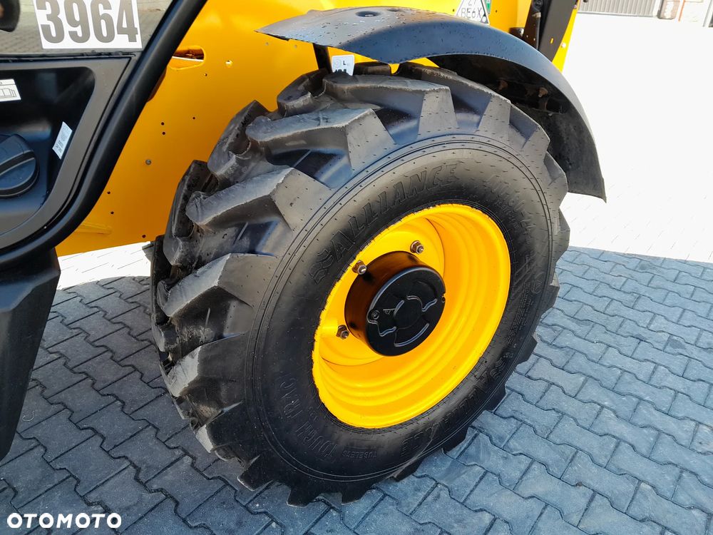 JCB 540-140 2022r - 19