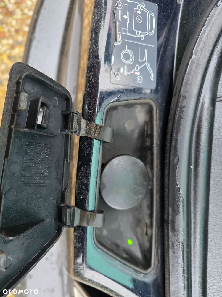 Volkswagen Tiguan 2.0 TDI DPF 4Motion BlueMotion Technology DSG Lounge Sport & Style - 29