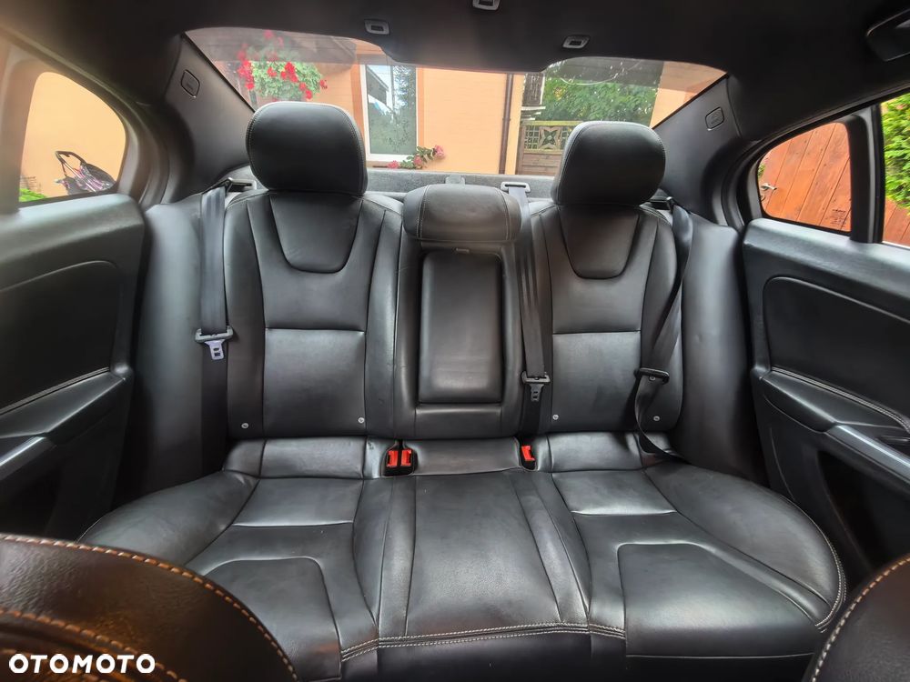 Volvo S60 - 14
