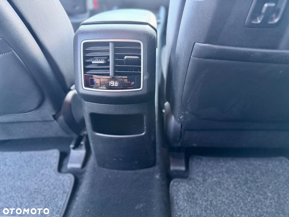 Kia Sportage 1.6 T-GDI AWD Paket Spirit - 27