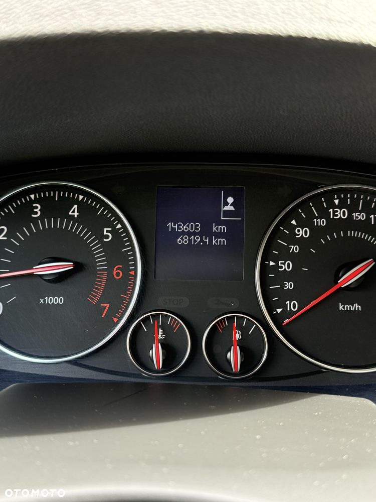 Renault Laguna - 8