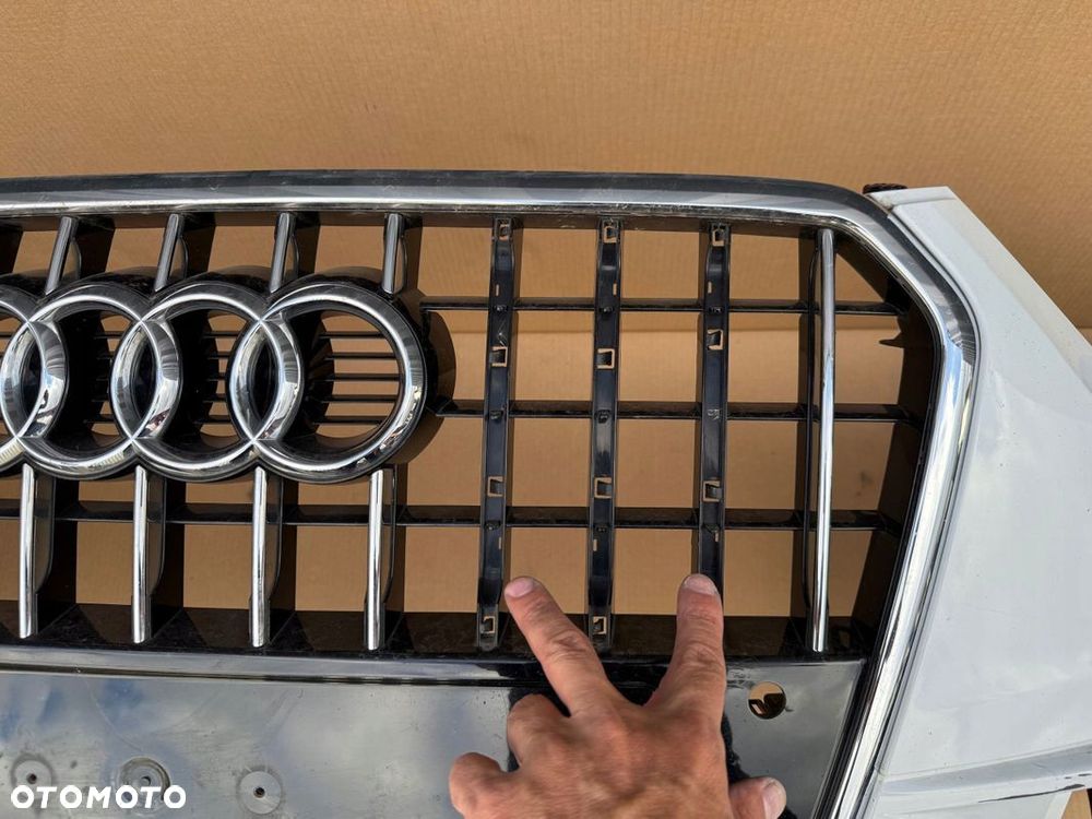 ZDERZAK GRILL Audi Q3 8U 2013 S-LINE ORYGINAŁ NIE KLEJONY - 4