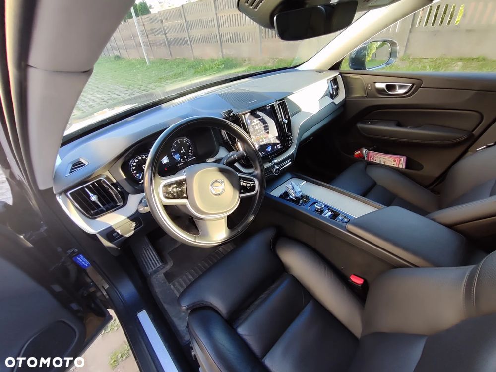 Volvo XC 60 B5 B AWD Inscription - 11