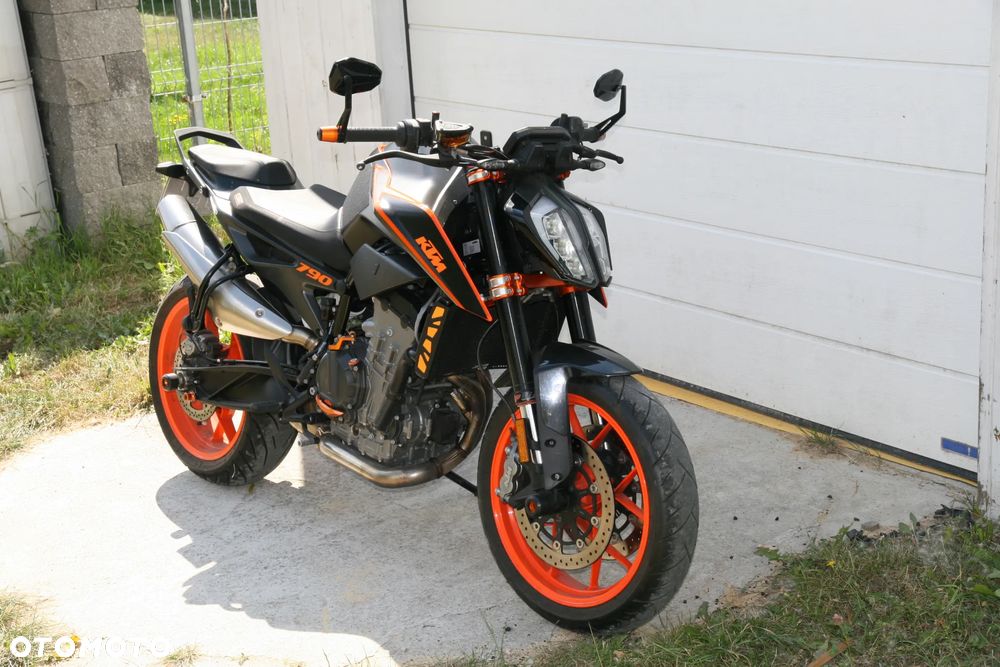 KTM Duke - 5