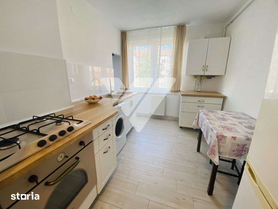 Apartament 2 camere mobilat etaj 2 zona Terezian Sibiu — fotografia 1