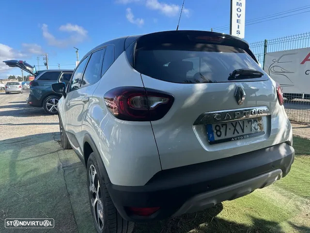 Renault Captur 0.9 TCE Exclusive - 4
