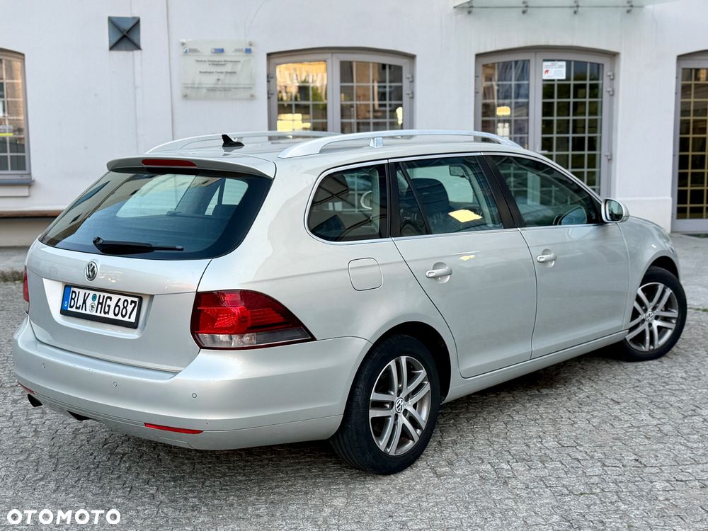 Volkswagen Golf - 4