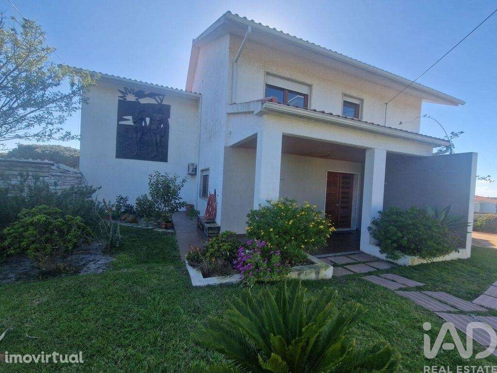 Casa / Villa T5 em Nadadouro de 320,00 m2 - Grande imagem: 4/30