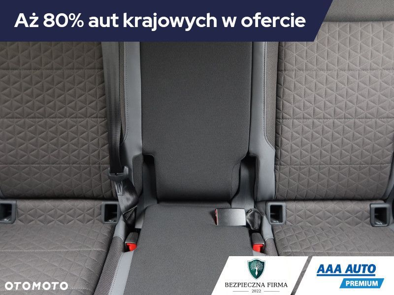 Volkswagen T-Cross - 12