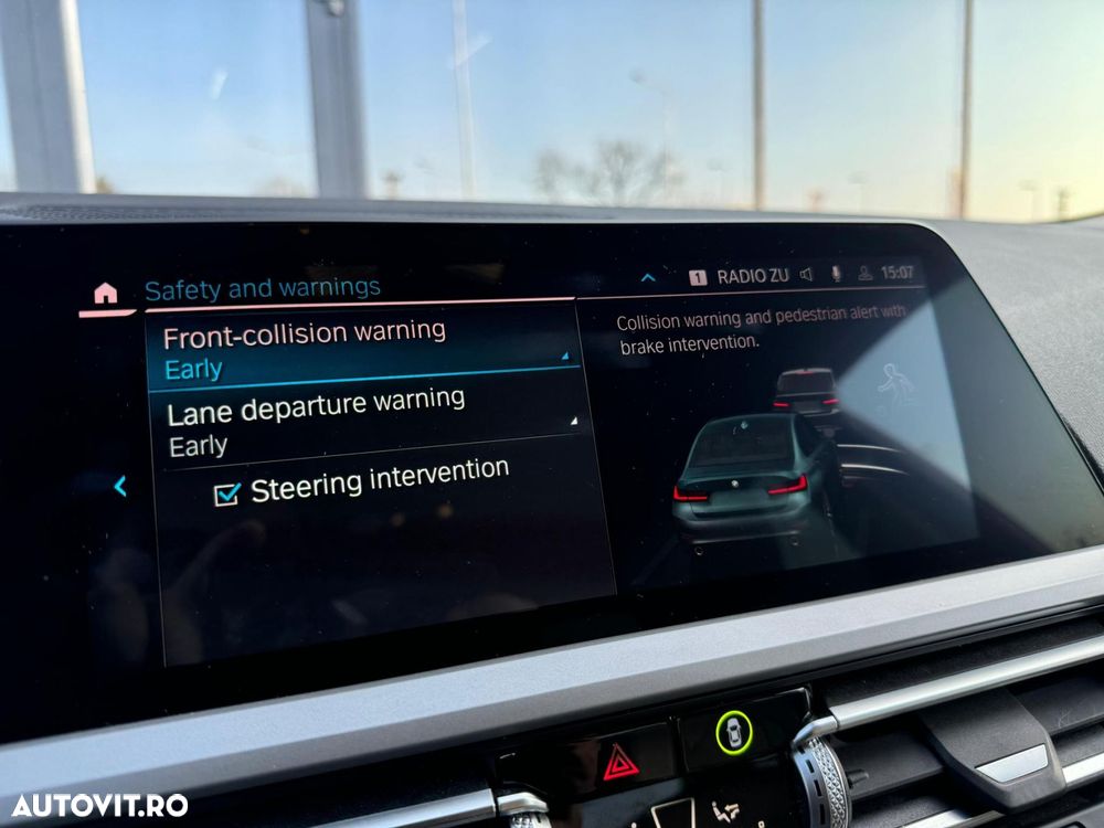 BMW Seria 3 330e AT PHEV - 26