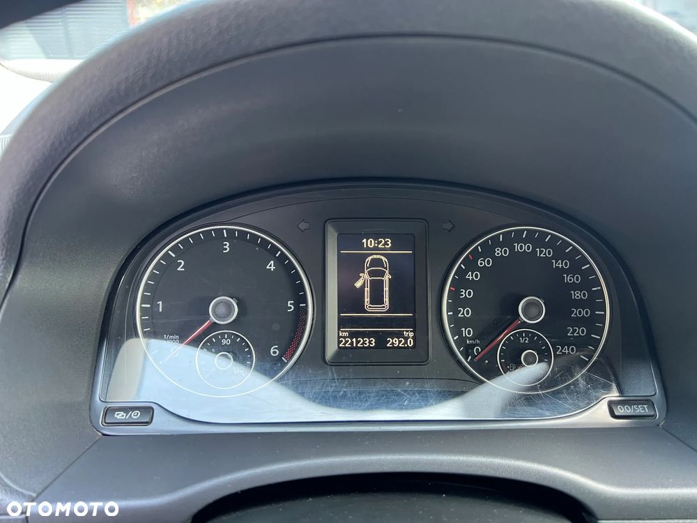 Volkswagen Caddy Comfortline - 8