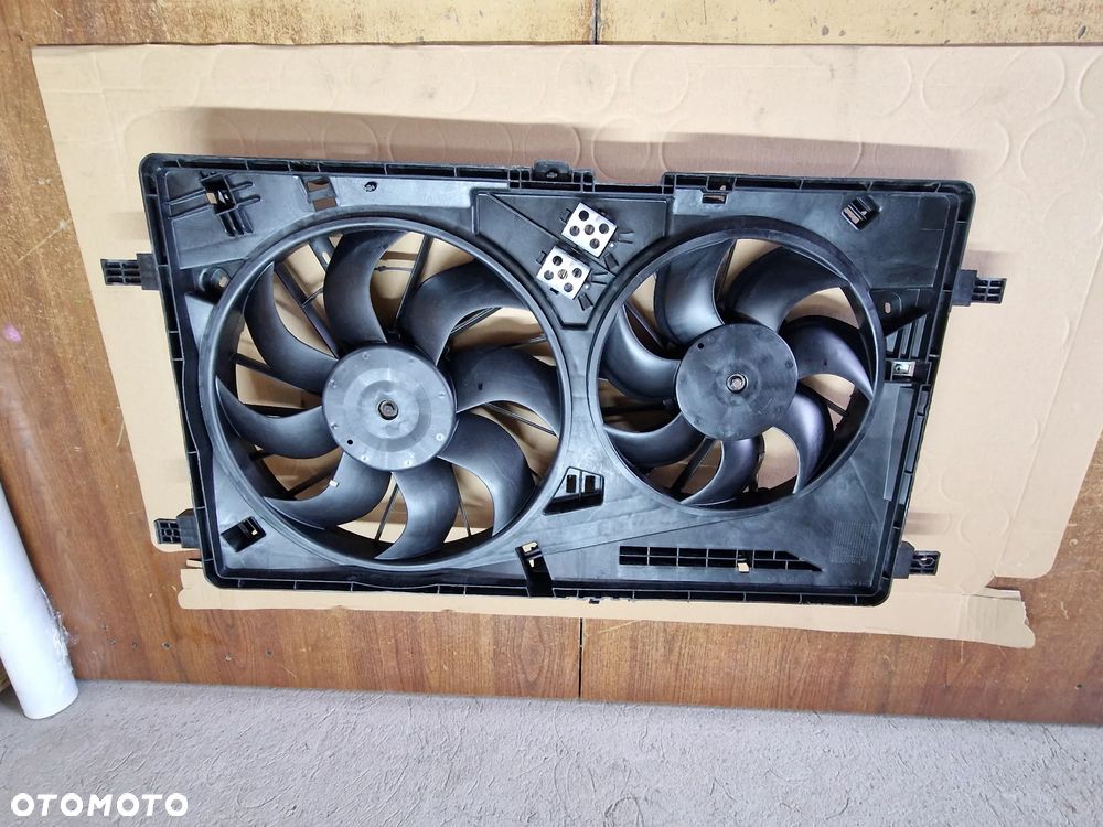 WENTYLATOR OBUDOWA RENAULT MASTER IV 2.3 2024r