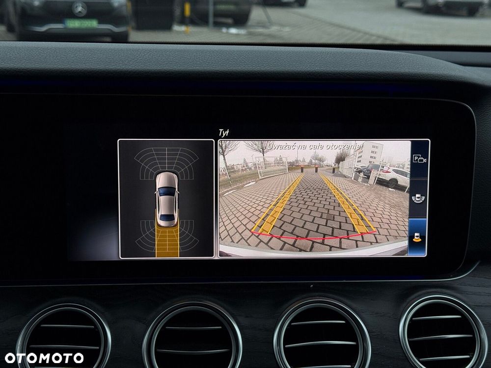 Mercedes-Benz Klasa E 220 d 4-Matic Business Edition - 19