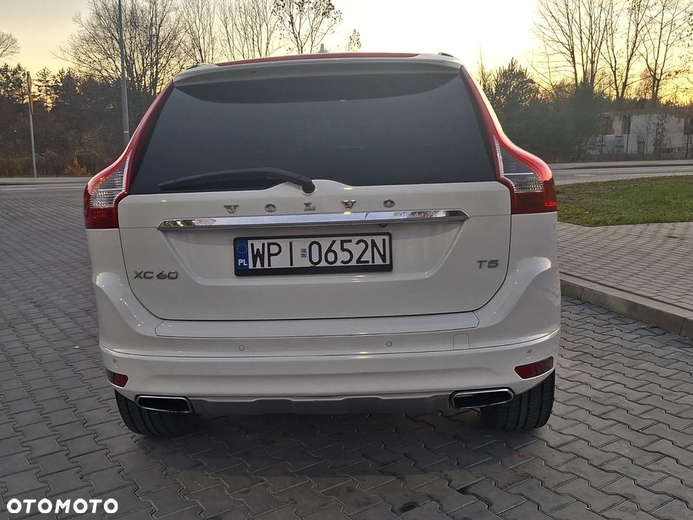 Volvo XC 60 T5 Drive-E Kinetic - 3