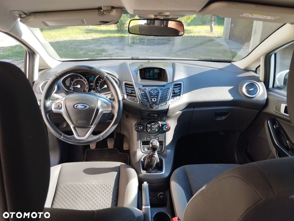 Ford Fiesta - 6