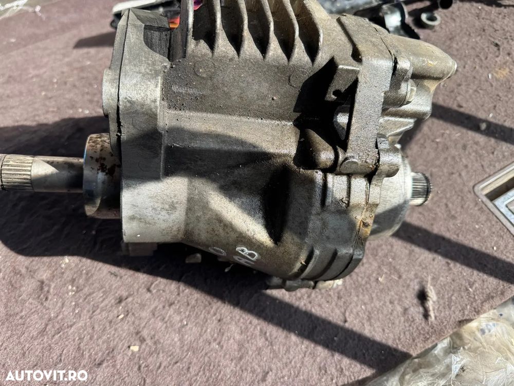 Cutie transfer Dacia Duster cod 8200988056 8200988057 1.5 dci 4x4 E5 2010-2017 - 3