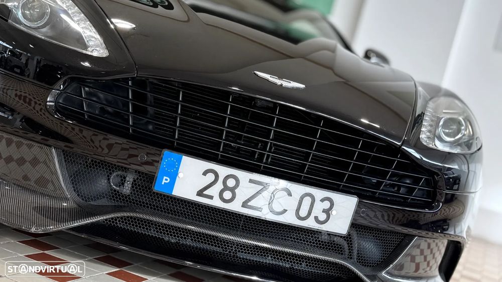 Aston Martin Vanquish Touchtronic 2 - 11