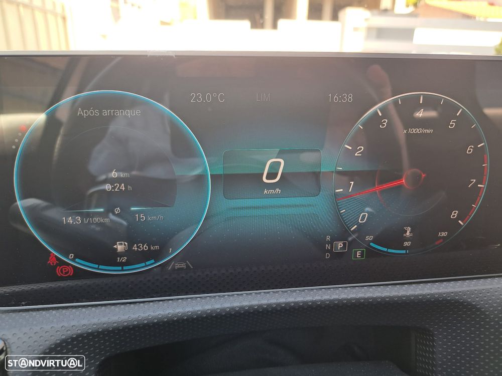 Mercedes-Benz A 200 AMG Line Aut. - 35
