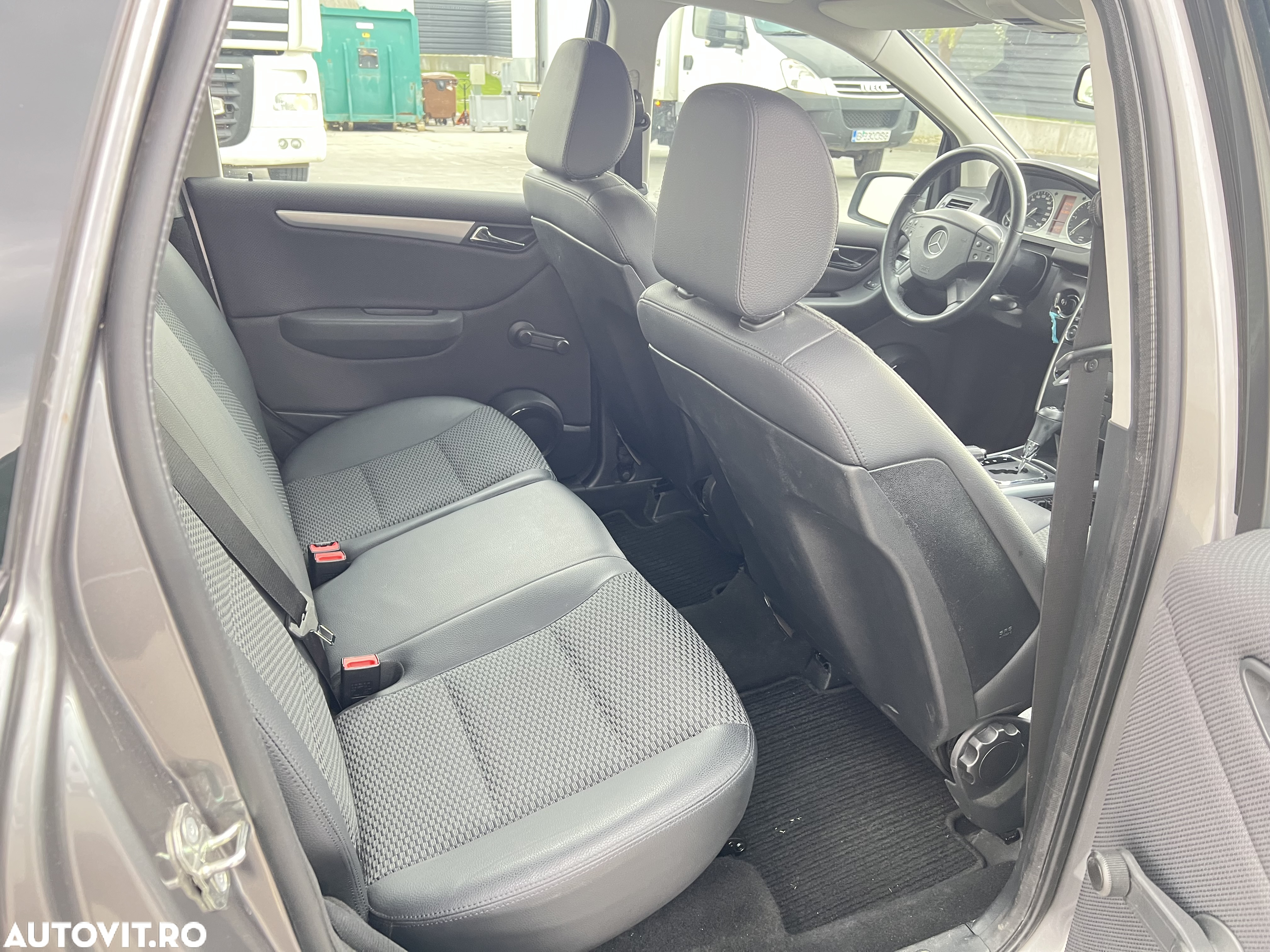 Mercedes-Benz B 200 CDI Autotronic - 14