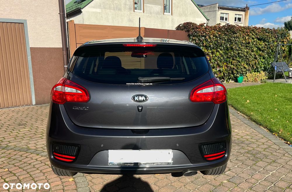 Kia Ceed - 4