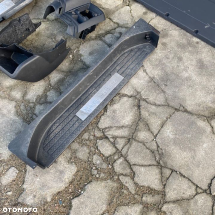 Mercedes VITO VIANO 639 extra long tapicerka boczek słupek próg - 7