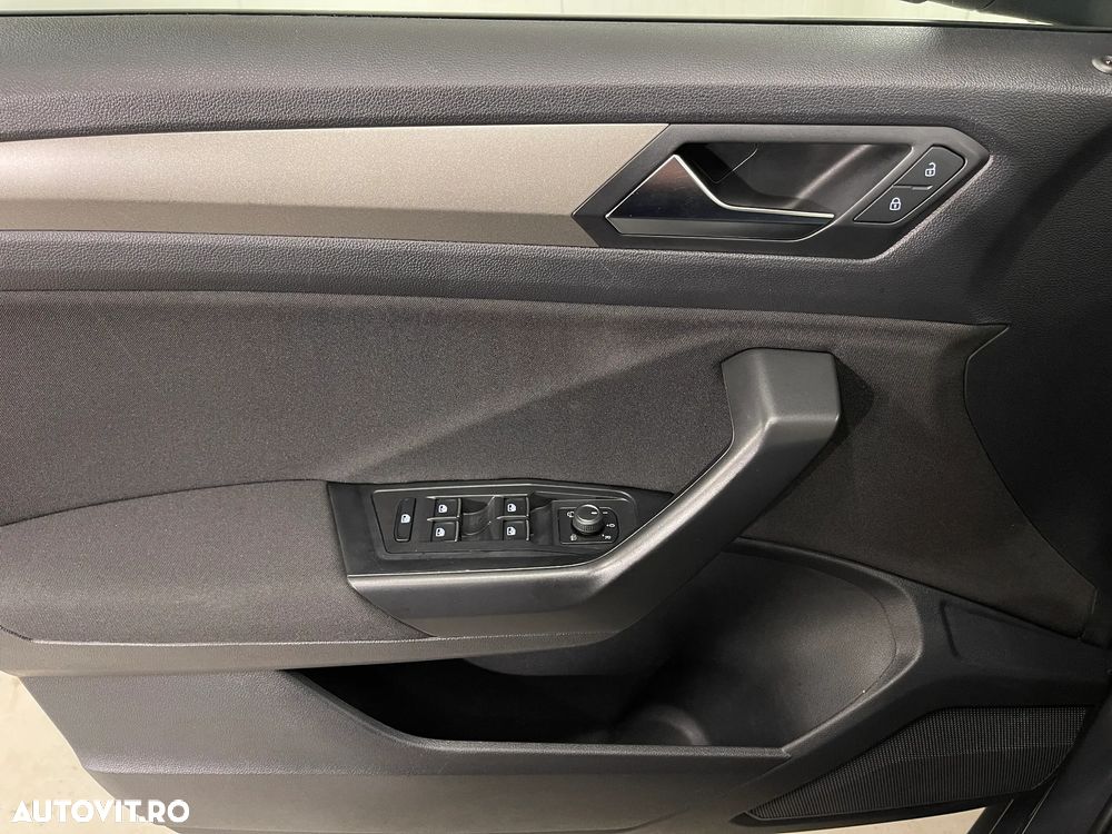 Volkswagen T-ROC 2.0 TDI DSG Design - 23