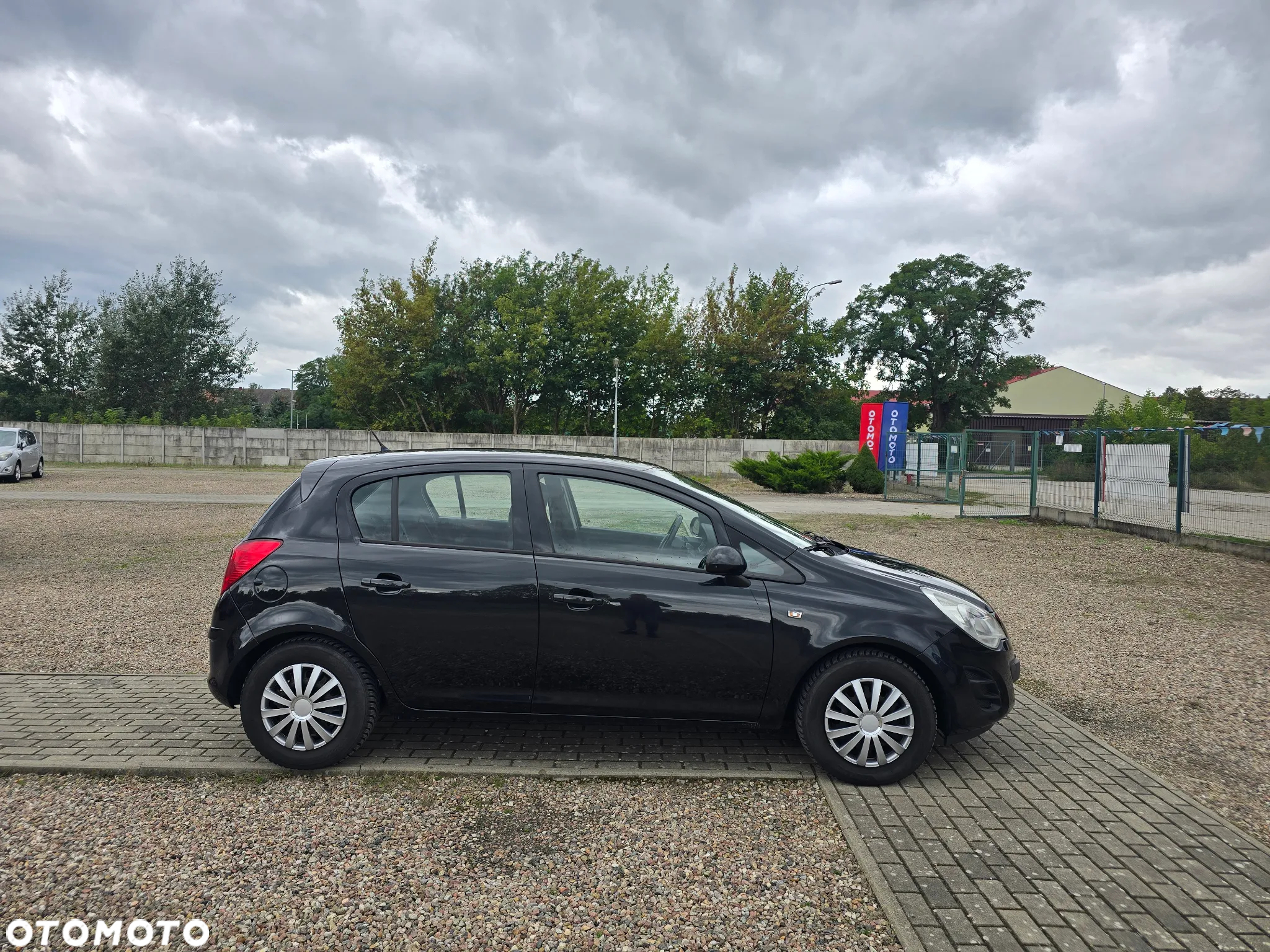Opel Corsa 1.2 16V Enjoy - 5