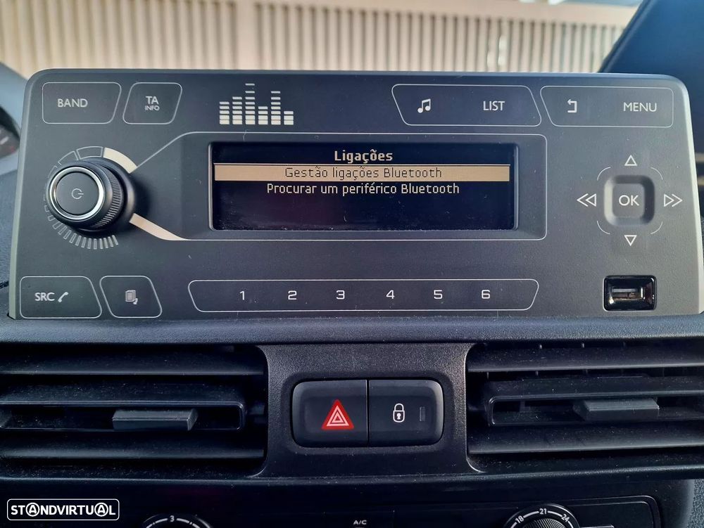 Peugeot Partner 1.5 BlueHdi 100cv (IVA DEDUTÍVEL) - 23