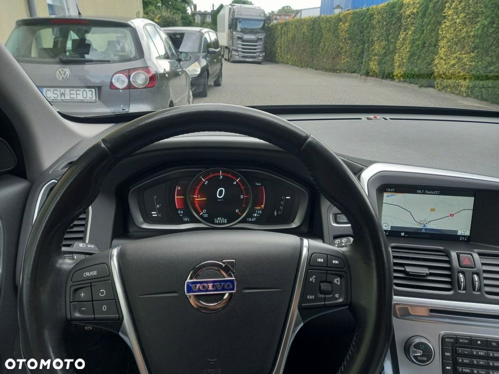 Volvo XC 60 D3 Drive-E Ocean Race - 34
