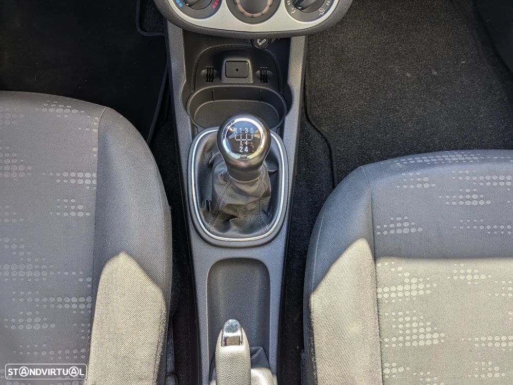 Opel Corsa 1.2 Go! - 11