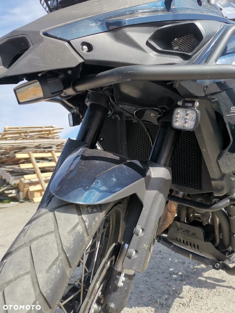 Benelli TRK 502X - 17