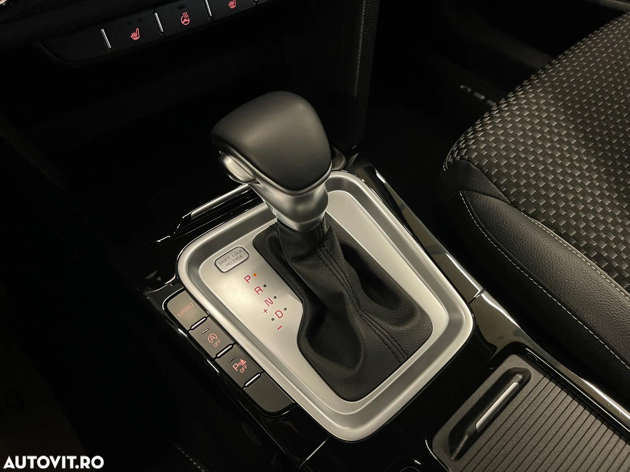 Kia XCeed 1.6 DSL MHEV HP 7DCT Style+ - 24
